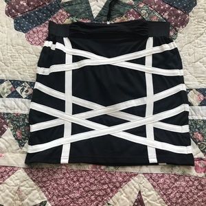 Arden b black and white miniskirt